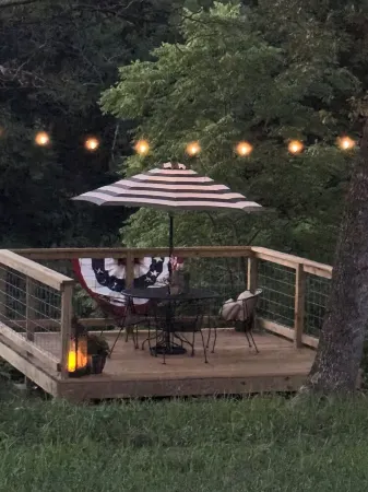 Flat Creek Cabin at Riverbend Farm in Evening Shade Arkansas