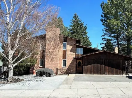 Beautiful & Spacious 7-Beds by 𝐁𝐘𝐔𝐈