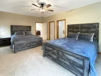 Lakefront Retreat Minutes from the Strip – Stunning Views & Family-Friendly Fun!