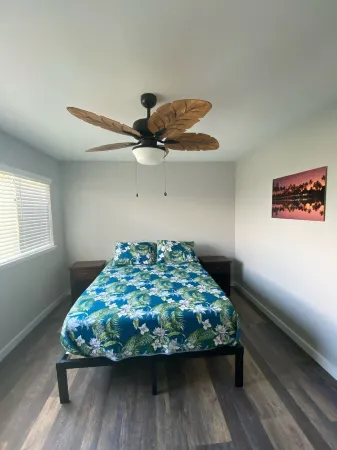 Surfers Paradise! Отели в г. Пупекея