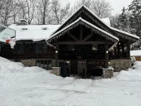 Kresge Luxurious Grand Cabin at Stratton and Bromley Mountains.