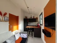 Charming maisonette near Lyon, Groupama Stadium, Eurexpo, T'Exupéry airport Hôtels à proximité de : Stade d'Azieu - REEL XV