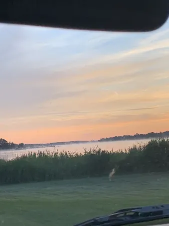 First Floor Studio Apartment in Historic Chestertown Отели в г. Кент