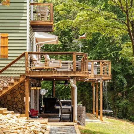 Lakefront Private Cove Retreat w/ Sandy Beach, Dock, Hot Tub + Boat & Ski Option