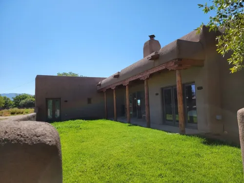 Casa Celia - Authentic Hacienda home in Taos with modern features