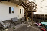 Remodeled 1BR Garden Apt in a perfect location 日落區住宿飯店