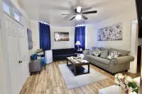 Cozy 2 bedroom apartment in terrific El Paso with WiFi, AC, entire unit