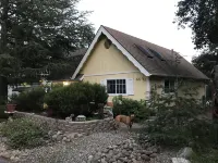 Quiet, Stand-alone Country Granny Cottage near the Village,