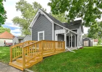 Cheerful 2-bedroom Cottage in Downtown Noblesville