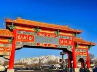 Backyard Mountain View Oasis ~ Sleeps 10 - Chinatown, Downtown