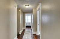 Cheerful 4-Bedroom home in Midtown Omaha