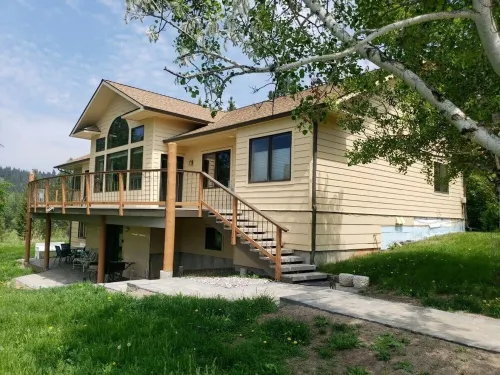 Guests Say:  "METICULOUSLY CLEAN"  and  "ABSOLUTELY BEAUTIFUL 米蘇拉住宿飯店