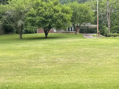 Beautiful Mountain View’s and Located on several acres for privacy