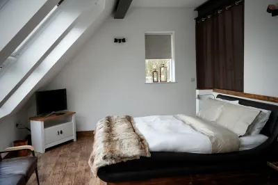 High quality barn conversion near Cambridge to enjoy countryside & city Hotels in 