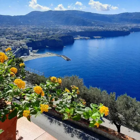 Bella Vista House Sorrento and Amalfi Coast - free parking-solarium