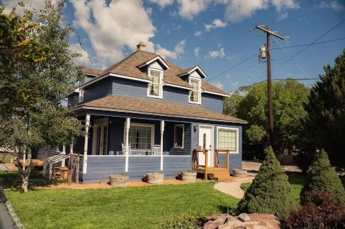 Newly renovated historical house. Walking distance to all of downtown!