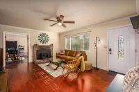 Cozy Home Near Park Entrance, Bass Lake, Restaurants & Shops