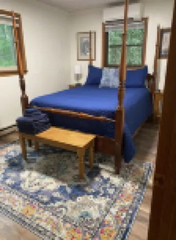 Enjoy 'Treetops' in the North Ga Mountains.  Now with Wifi!