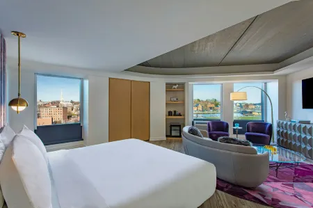 Aloft Providence Downtown