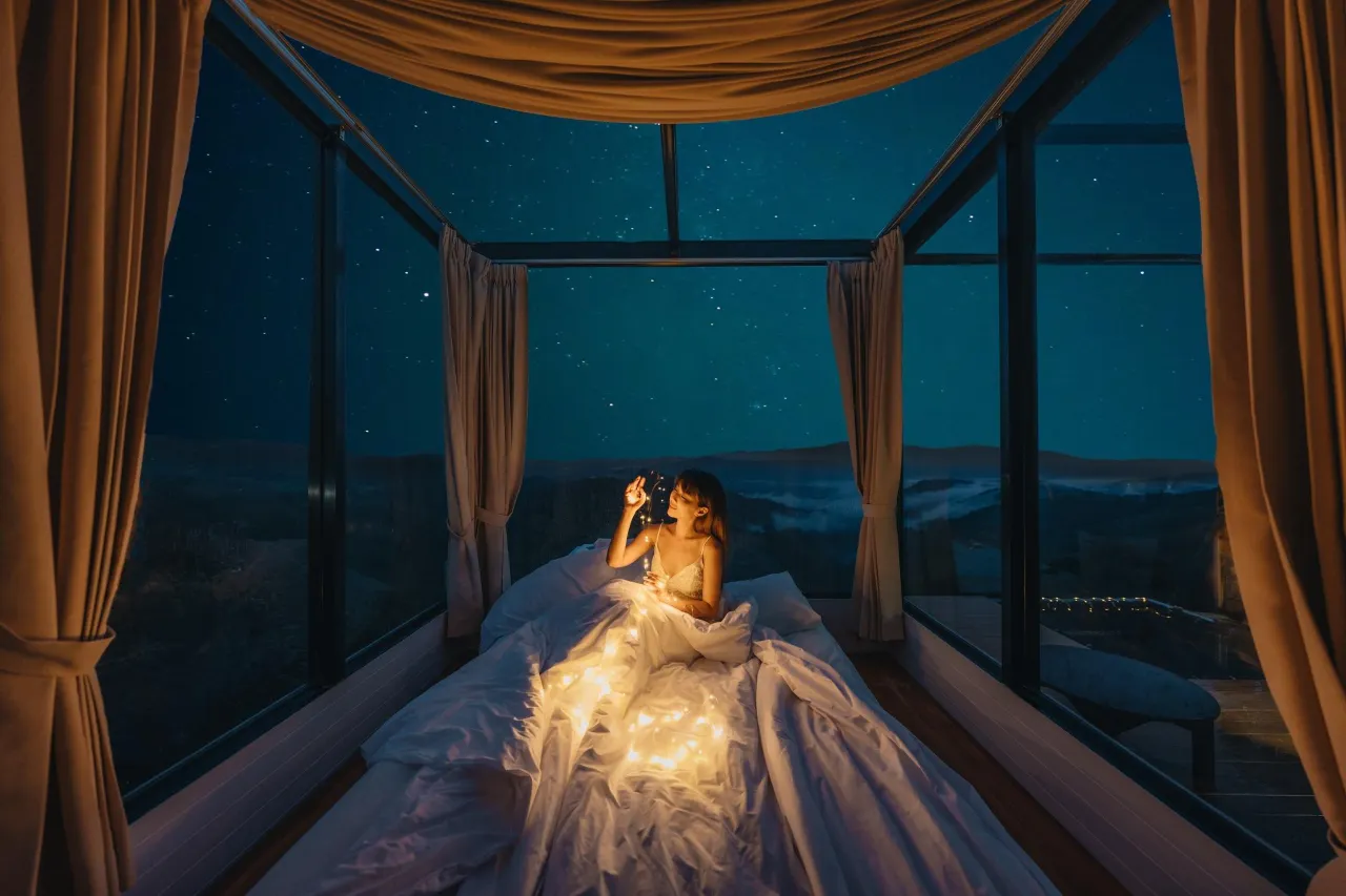Chanshine Villa－帳篷內部與夜景