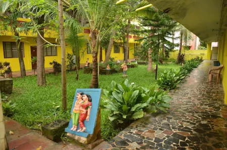 Lakshmi Cottage Отели рядом с достопримечательностью «Pancha Rathas»