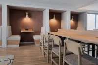 Atwell Suites KANSAS CITY AIRPORT by IHG - breakfast