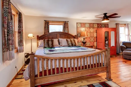 Almost Heaven Mountain Top Cabin