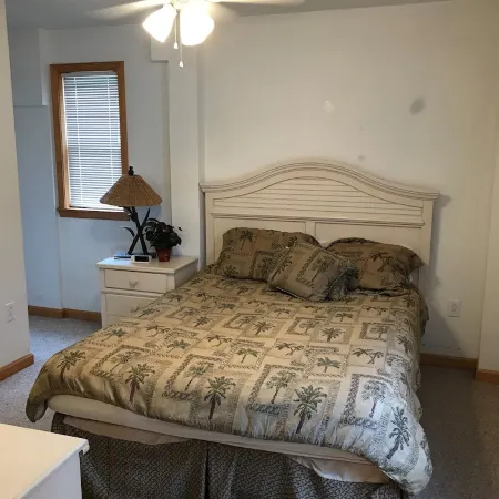 5 BR OBX Beach House in Corolla, NC - 8 Minute Walk to the Beach & Pet Friendly