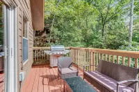 Only Minutes to Attractions with Indoor Sauna, Hot Tub, Games, and Fireplace!