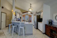 3BR #259048 A charming pool home with astonishing mountain views Great Location!