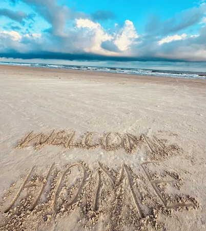 FRONT ROW SEATS TO THE GULF OF AMERICA! There's No Better View  TOTAL RENOVATION