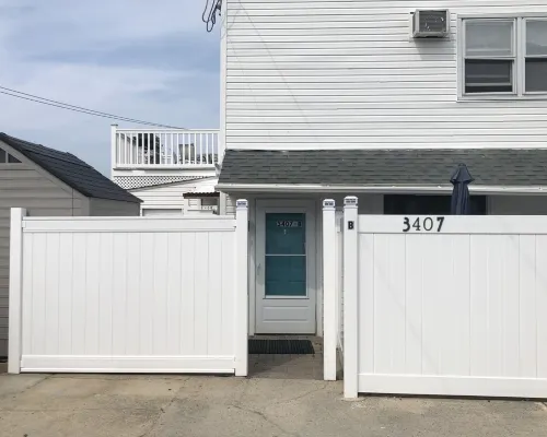 Brigantine Top Location Near Beach, Eateries, Casinos! 12 Noon Checkout. Dogs OK Hotels in Brigantine