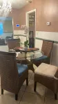 Beautiful private 4 bed family home w/pool . Sleep 10 people