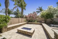 Amazing pool, arcade game and basktball game loft, pool table, 5 bedrooms - 4-Star