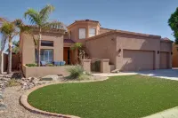 Beautiful Golf Course with Pool &  Mountain views!