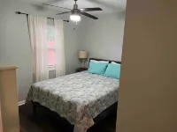 Perfect 2/1 beach duplex apartment in the heart of STA beach