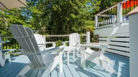Irvington's BEST WATERFRONT EXPERIENCE  Walk to Tides Inn & Irvington shops.