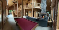 Adirondack Waterfront Lodge Close to Old Forge with A/C and Heated Garage