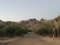 Quiet 3 acre Ranch Home with incredible mountain views!! Hotels in Tanque Verde