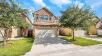 Cheerful 3-Bedroom Home With Back Yard and Garage in Houston Hotels in North Houston