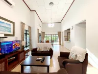 A'FAMOSA Pool Villa by S&T Homez Hotels in Brisu