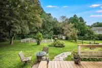 Pet-Friendly Getaway in Historic East Haddam Home