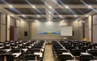 Sumbawa Grand Hotel Hotels in Labuhan Badas