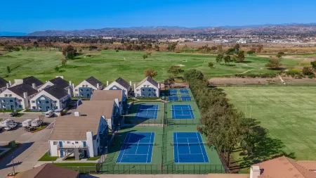 Staybridge Suites Oxnard - River Ridge