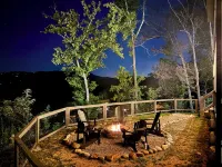 NEW Pool Cabin/Mountain Views/Hot Tub/Fire Pit/4 Arcades/Pool Table/Shuffleboard