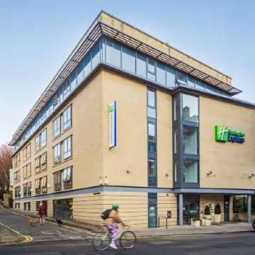 Holiday Inn Express EDINBURGH - ROYAL MILE by IHG Отели рядом с достопримечательностью «Принсес стрит Гарденс»