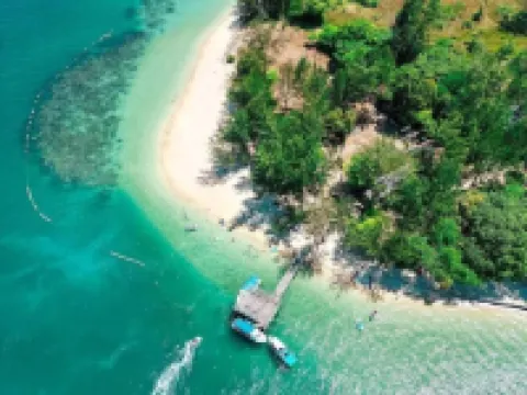 Ara Dinawan Island Resort Hotels in Papar