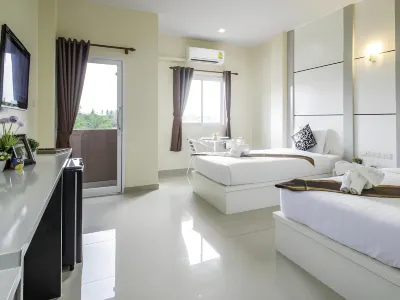The Rich Residence Hotel in zona Wat Nikhom Thammaram