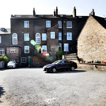 The Apple House