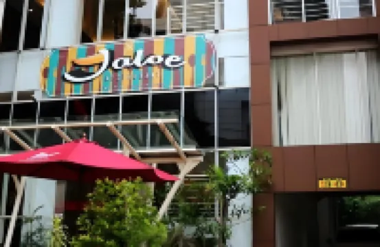 Bekizaar Hotel Surabaya Hotels near Arca Joko Dolog